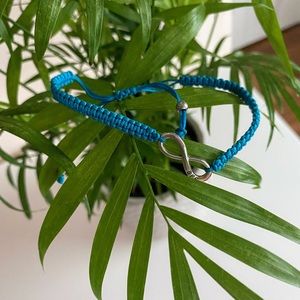 ✨SALE✨ (FREE ADD ON) Friendship Bracelet